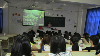 《中國夢?青年夢》講座順利舉行